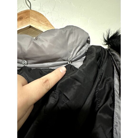 Sundance Woman's Alpine Walk Down Filled Zip Hooded Detachable Fur Vest Size L - Picture 14 of 16